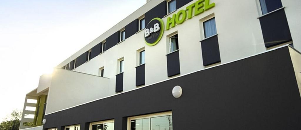B&B HOTEL Perpignan Sud Marché International Exterior foto